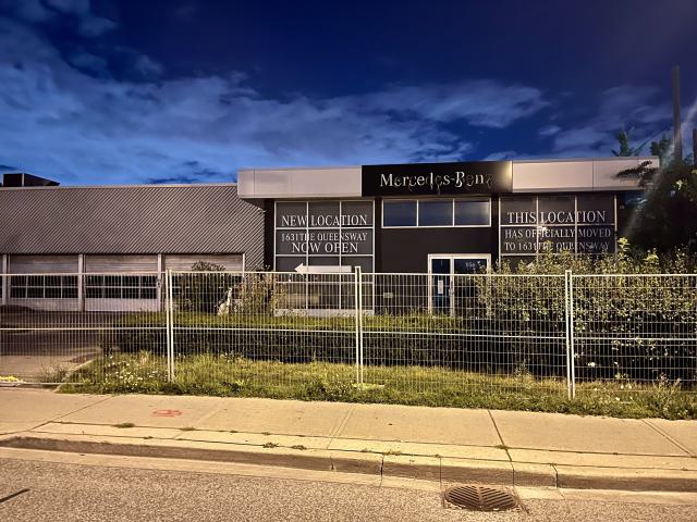 Shadows & Lighting - IMG_7668.jpg