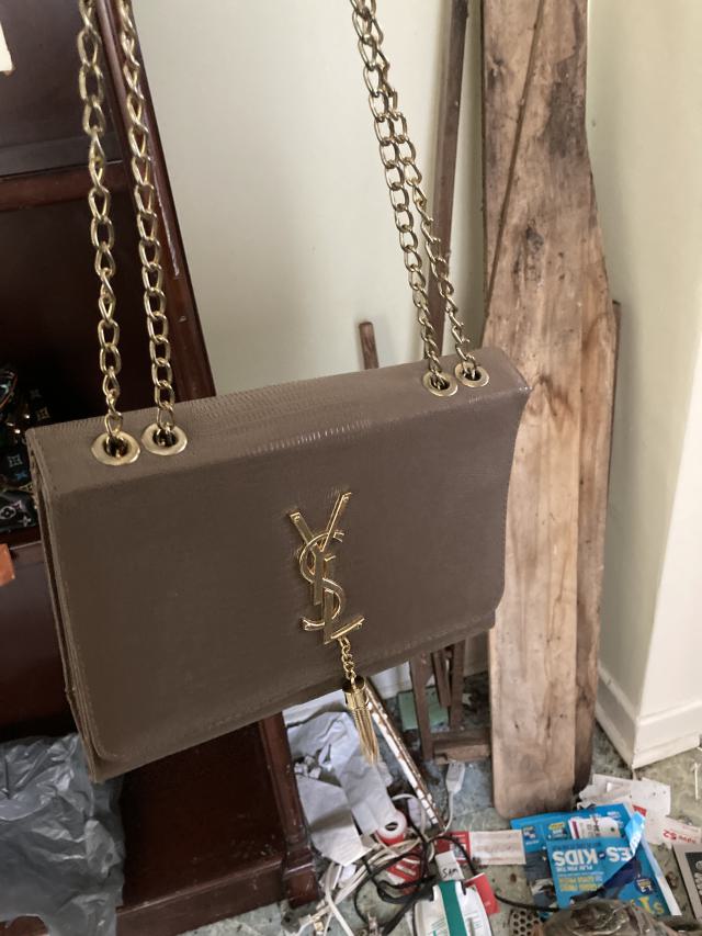 Confuzzled - IMG_4326.jpeg