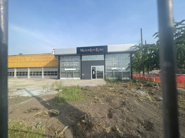 Abandoned dealership - IMG_6414.jpeg