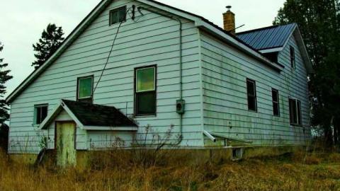 Kyle lived here - SAM_4944cr.jpg