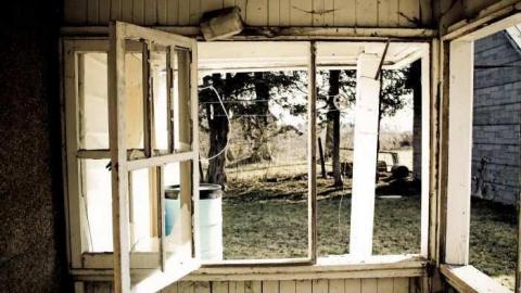 March 2012 - The-Amber-House17.jpg