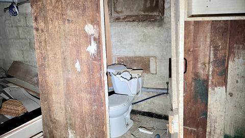 Playing My Piano - IMG_8120.jpg