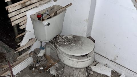 Playing My Piano - IMG_8110.jpg