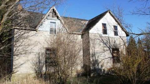 Hidden behind the Trees - IMG_1339.jpg