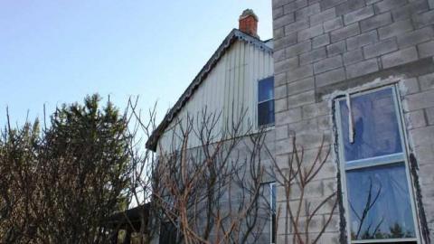 Hidden behind the Trees - IMG_1342.jpg