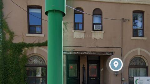 Row of houses - Screenshot_20241006_212524_Maps.jpg