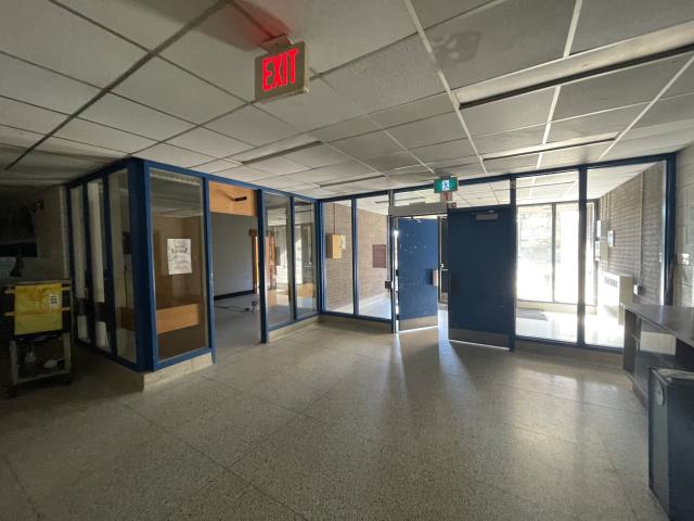 Abandoned school - IMG_7017.jpeg