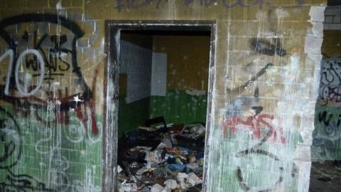 No Nukes Needed Now - P1020308.JPG