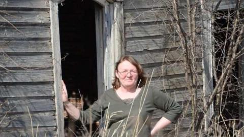 older house - 1074-Tennyson-Road34.jpg