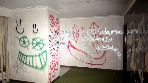 House of Smiles - IMG_1812.jpg