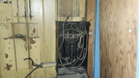 Earnestown Railway Station - 20241110_142803.jpg