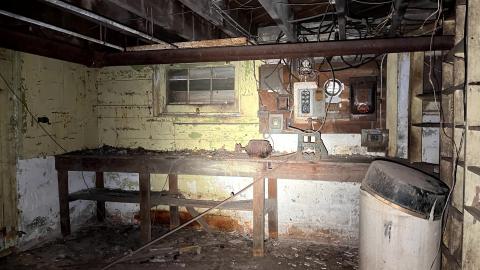 Decade of Decay - IMG_2564.jpg