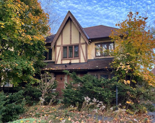 Gardiner's Tudor - Toronto, Ontario