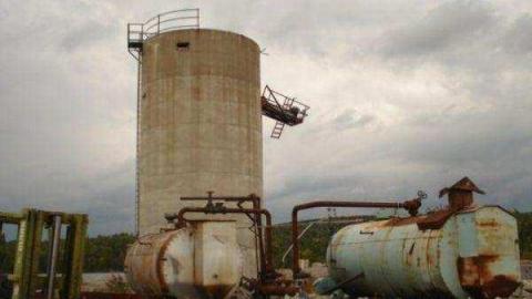 Gallery - Pineal-Lake-(ghost-town)2.jpg