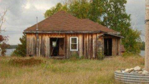 Gallery - Pineal-Lake-(ghost-town)7.jpg