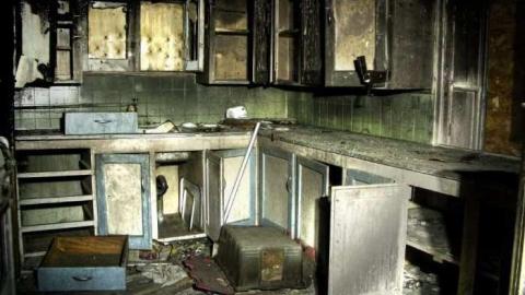 Black and White on Steeles photo 3