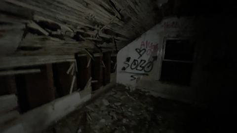 warden and hwy 7 house photo 4