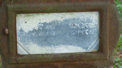 Dufferin Bridge Methodist Cemetery - IMG_0240.JPG