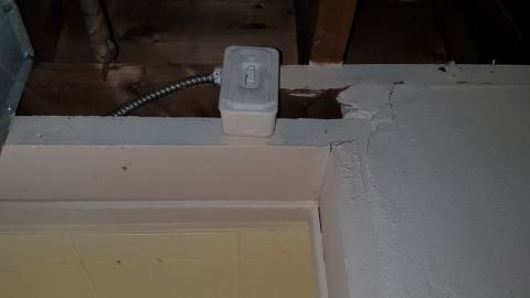 whyyy is there a lightswitch above the door