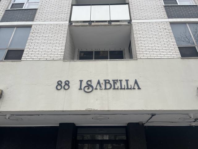 Isabella Apartments photo 3