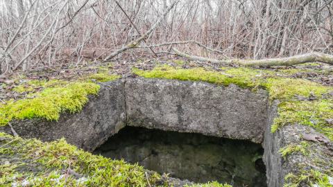 Screaming Tunnel Farmhouse Ruins - Niagara Falls, Ontario