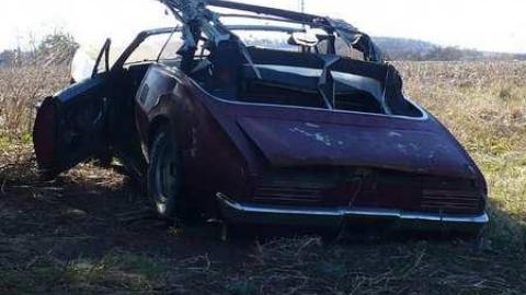 Photo from 2 houses, 2 chevy