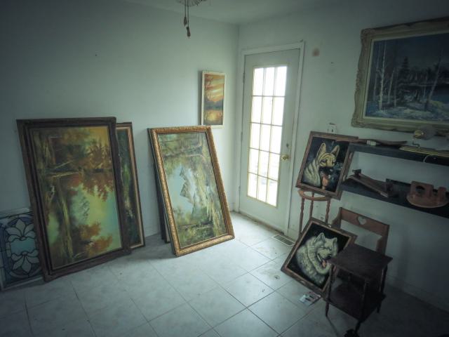 Lakeside Art Trove - AGO - 003.jpg