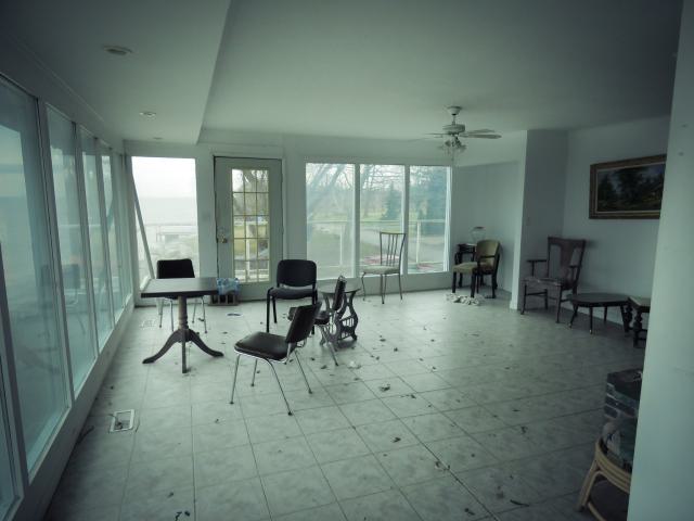Lakeside Art Trove - AGO - 007.jpg