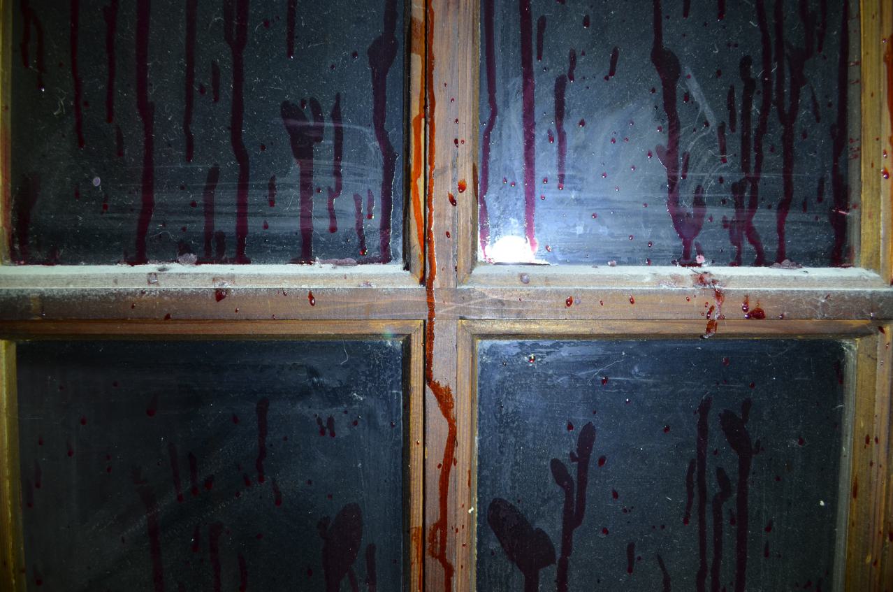 Bloody Hell - DSC_1057.JPG