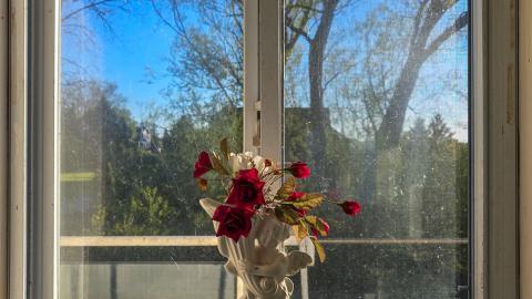 "You need your art spoon-fed to you" - Abandoned Waterfront Home With Artwork Left Behind-44.jpg