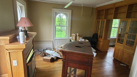 This old yeller getting demolished - 20250529_123121.jpg