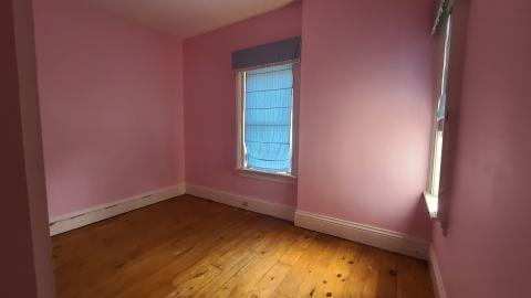 This old yeller getting demolished - 20250529_123103.jpg