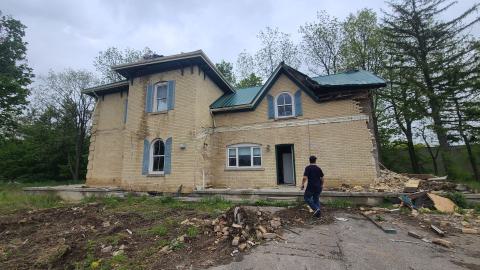 This old yeller getting demolished - 20250529_123009.jpg