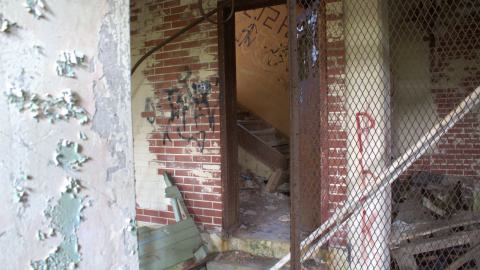 Camp Bison Prison Farm (Burwash Correctional Centre) - Burwash_Inside_B1_Staircase.jpg
