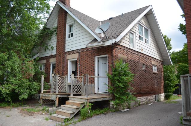 Main floor, meh, second floor, sheesh - DSC_1518.JPG