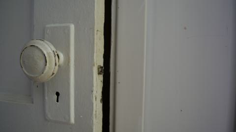 Main floor, meh, second floor, sheesh - DSC_1490.JPG