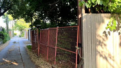 Barack's Shack - IMG_2244.jpg