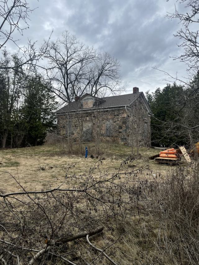 Old Stone Farmhouse - IMG_3216.jpeg
