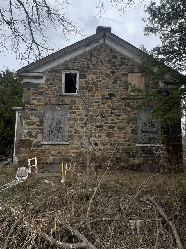 Old Stone Farmhouse - IMG_3218.jpeg