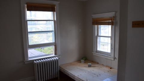 House next to Toronto Water photo 5