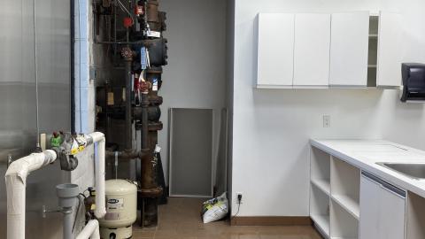 This Spot Is Sponsored By..... Metrolinx! - IMG_2894.jpg