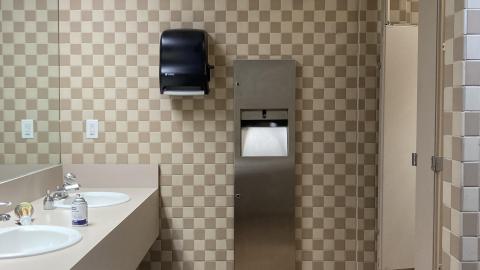 This Spot Is Sponsored By..... Metrolinx! - IMG_2901.jpg