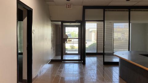 This Spot Is Sponsored By..... Metrolinx! - IMG_2902.jpg