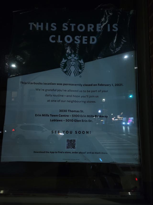 Abandoned Starbucks In Streetsville - 20251027_193650.jpg