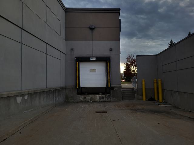 Closed Beer Store - 20251104_171516.jpg