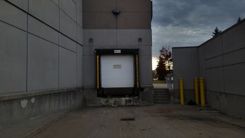 Closed Beer Store - 20251104_171516.jpg