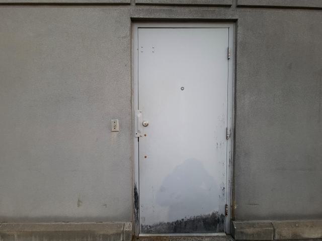 Closed Beer Store - 20251104_171408.jpg