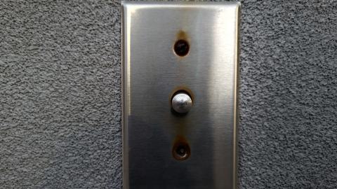 Closed Beer Store - 20251104_171350.jpg