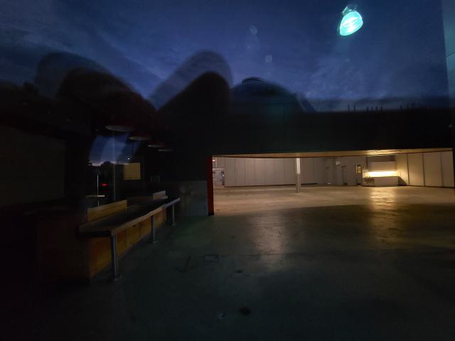 Closed Beer Store - 20251104_171238.jpg