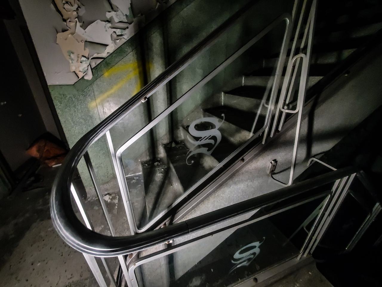 11/01/25 - PSX_20251102_221441.jpg